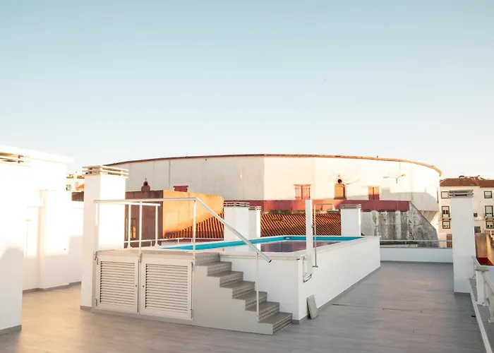 Varanda Da Muralha - By Sch Назаре