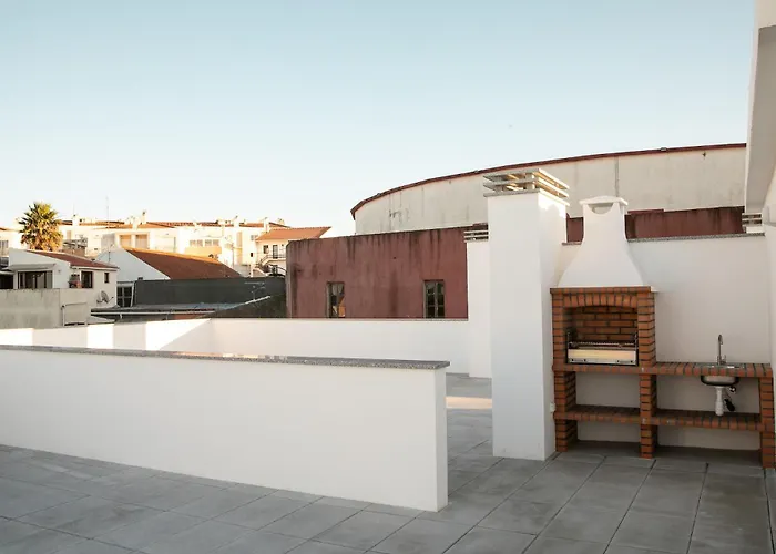 Varanda Da Muralha - By Sch *