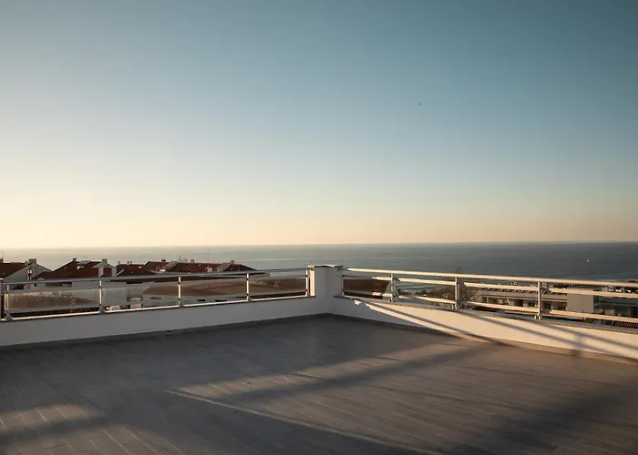 Varanda Da Muralha - By Sch * Назаре